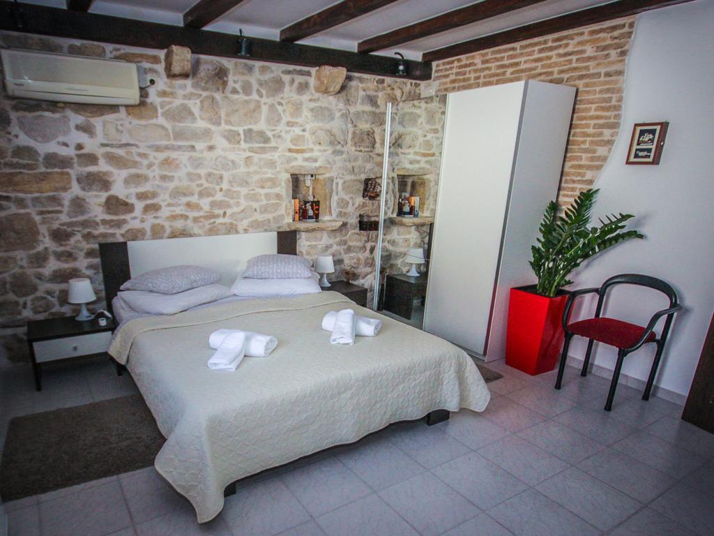 Guest House Vagabundo Imb Split Exterior photo
